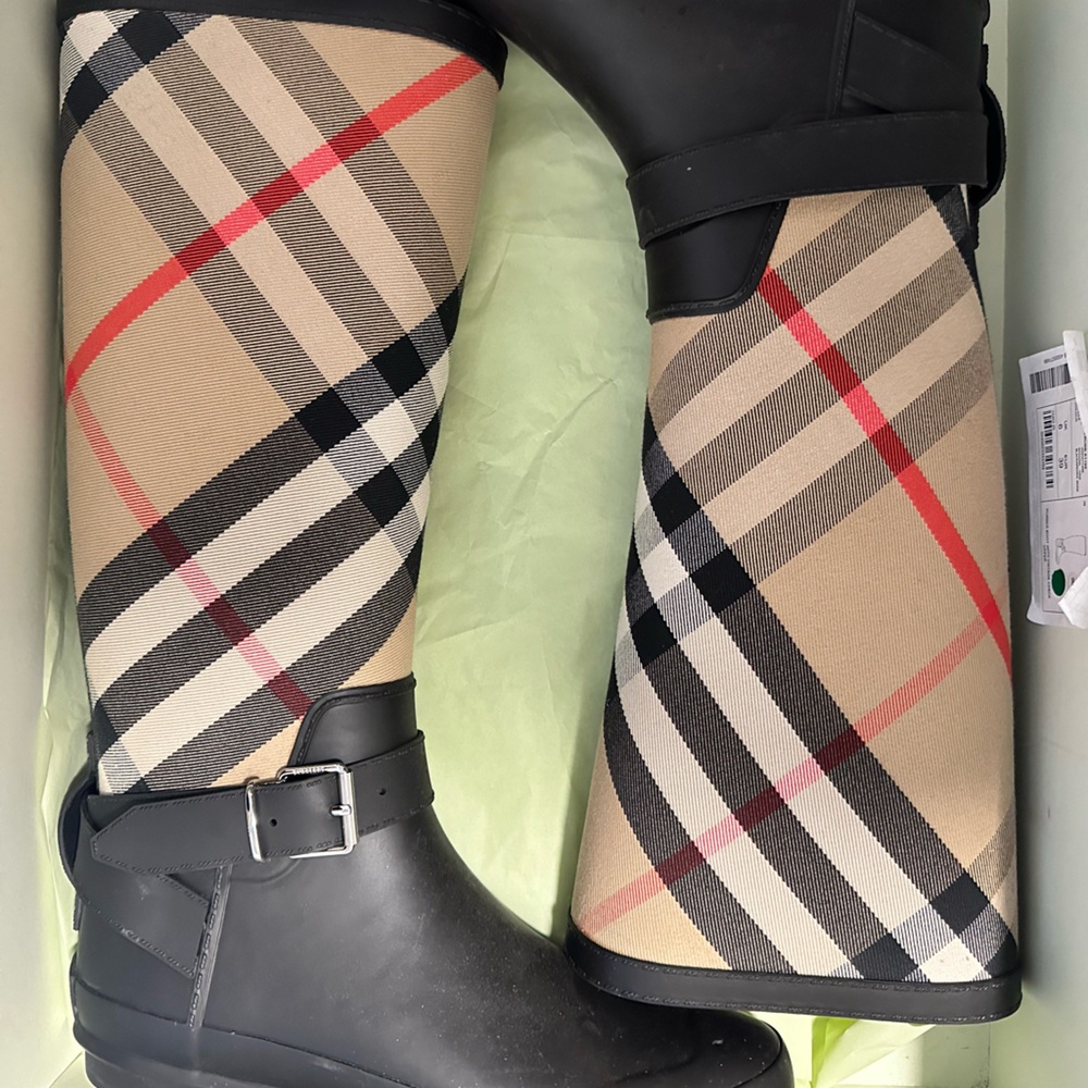 Burberry Rainboots
